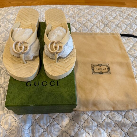 Gucci Double G Chevron Marmont Platform Rubber Thong Sandals - Picture 1 of 4